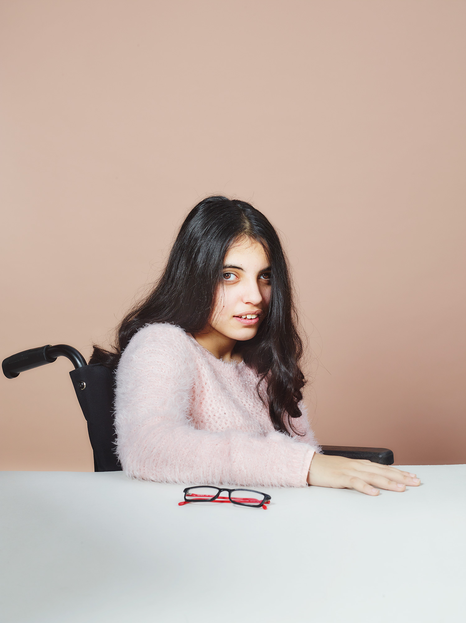 Photograph Copyright © Chris Floyd Nujeen Mustafa Nujeen Mustafa - Syria;Syrian;Kurd;Kurdish;Refugee;Aleppo;Cerebal Palsy;Wheelchair;Cologne;Koln;Germany;Female;Portrait;Studio